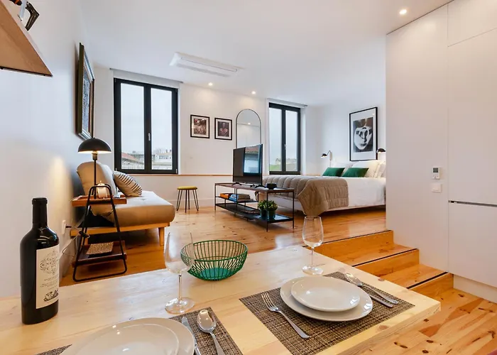 Fontainhas Hidden Gem * Porto